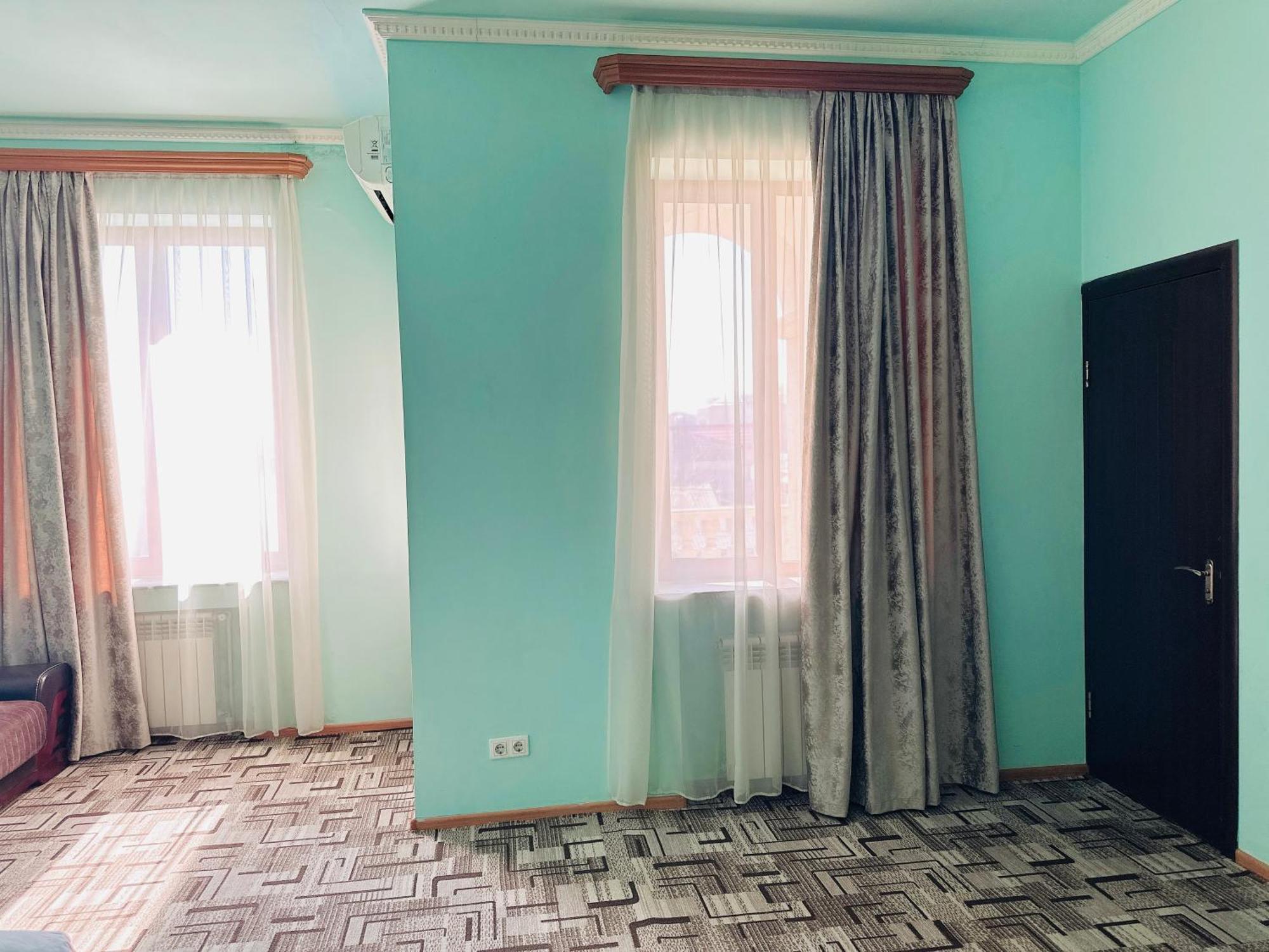 Sd Hotel Yerevan Exterior photo
